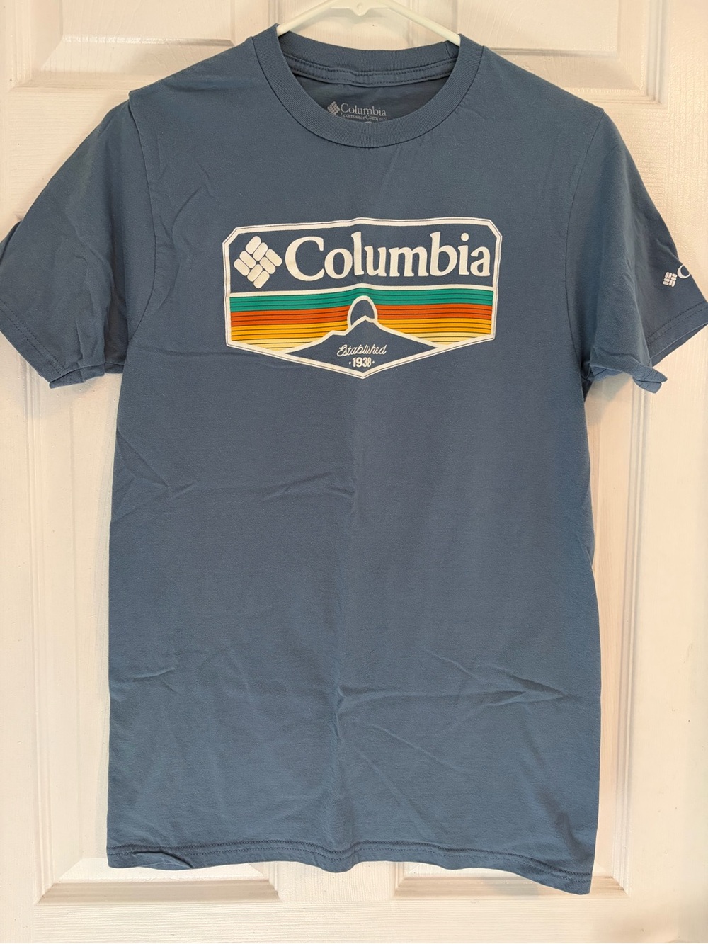 Columbia Sportswear Retro Mountain Sunset Graphic T Shirt Blue S NWOT